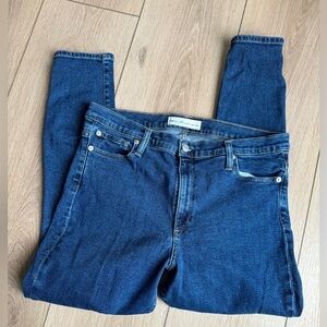 GAP Women’s True Skinny High Rise Jeans Size 33 Regular Like‎ New